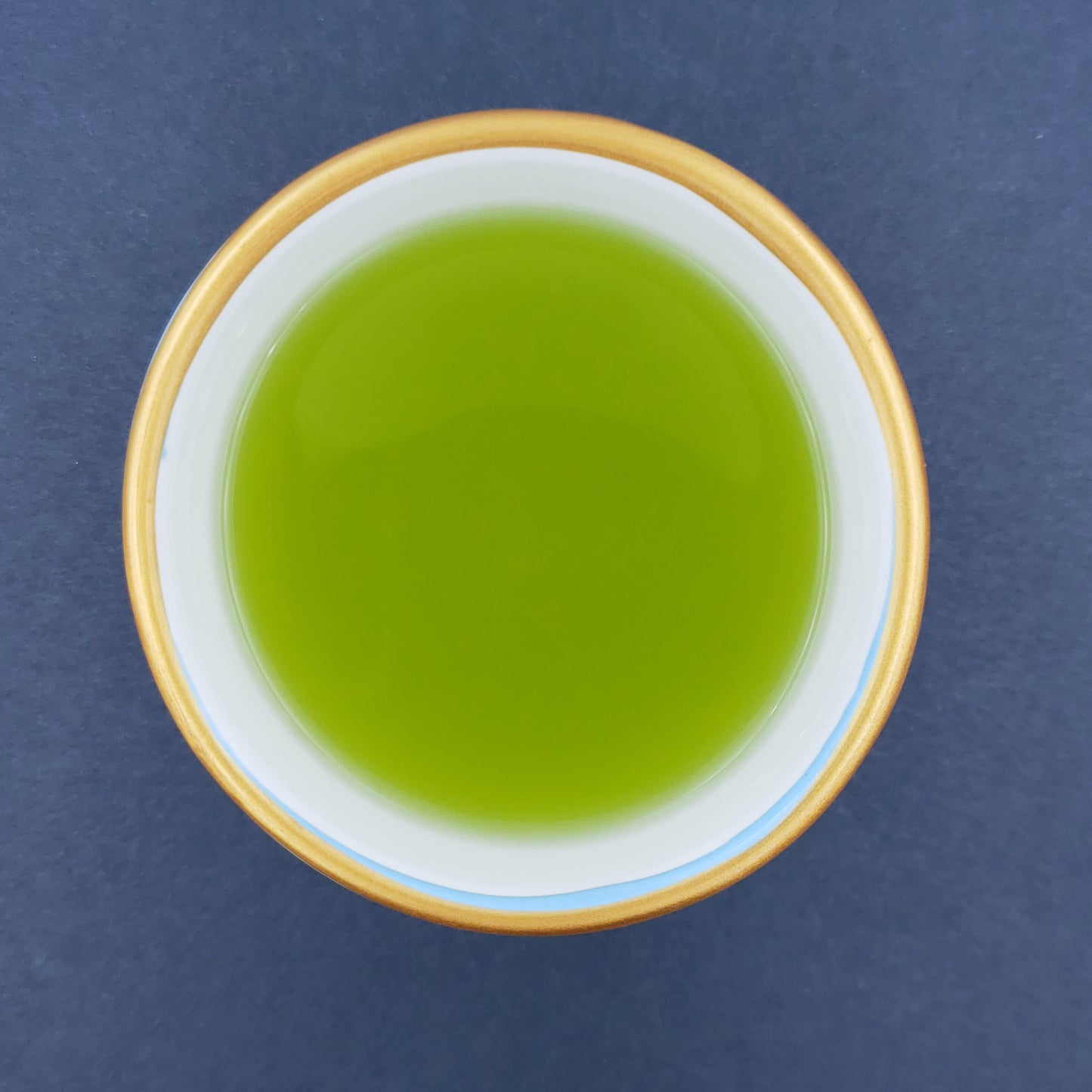 Nateavia Matcha Genmaicha - Hojas finas de sencha japonesas orgánicas, arroz integral tostado y matcha - Sabor cremoso - Auténtico origen japonés - 80 g